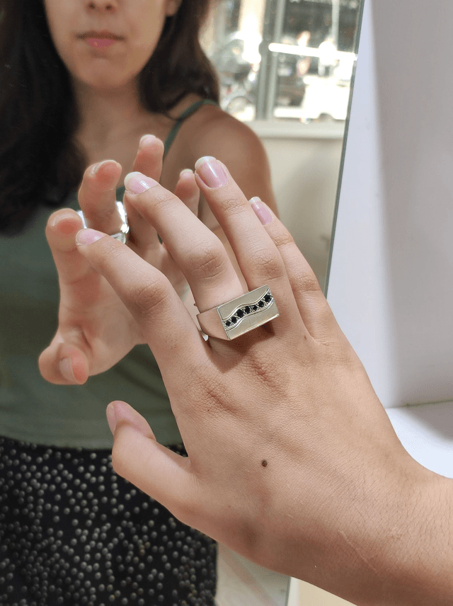 Anello Divina rettangolare