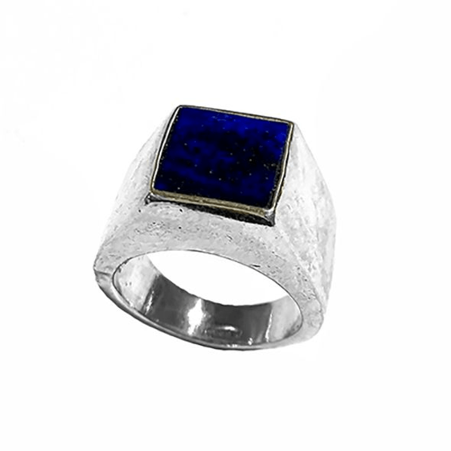 Anello in argento con pietra dura