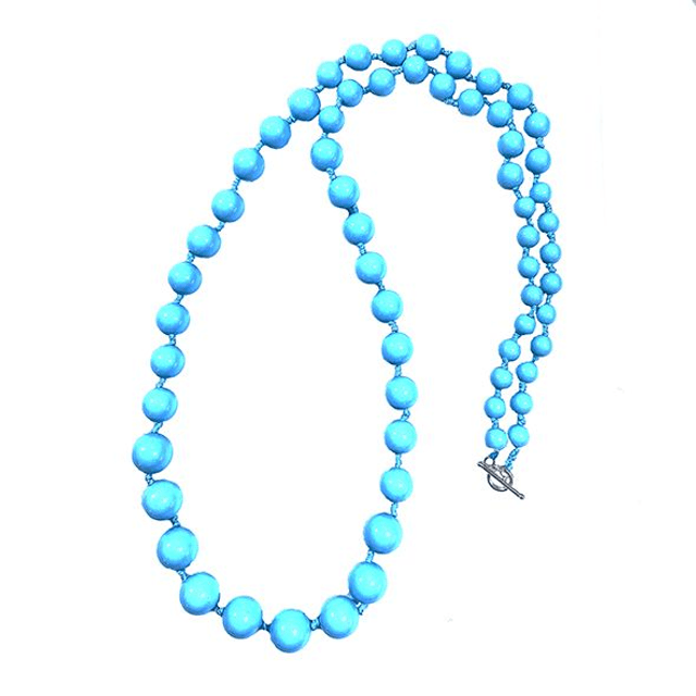 Collana lunga con sfere a gradazione