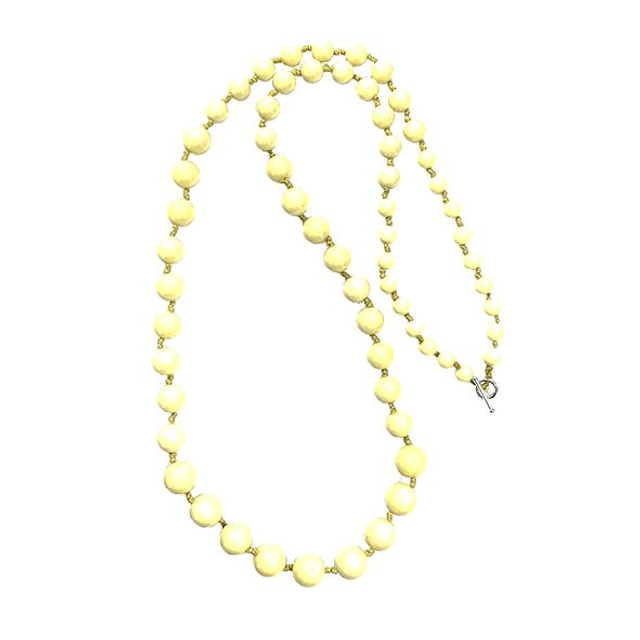Collana lunga con sfere a gradazione